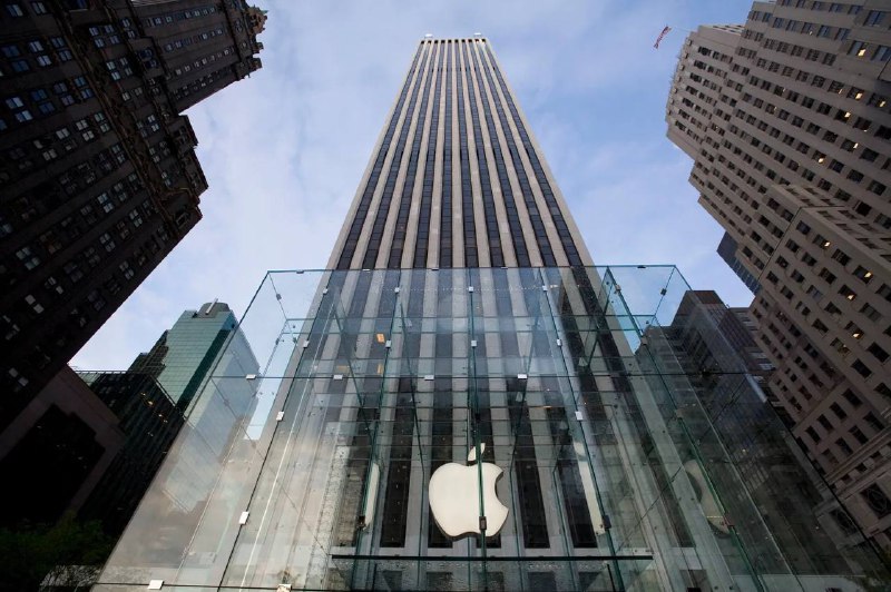 苹果向多国iPhone 用户发布安全警告，大陆用户反馈跳陌生ID验证弹窗苹果公司在太平洋时间周三中午12点向92个国家/地区的个人发送了警报，警告称他们可能成为间谍软件攻击的目标